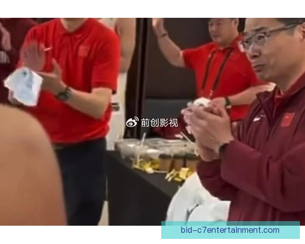 更衣室领袖早期生涯转折，从边缘角色练成精神核心